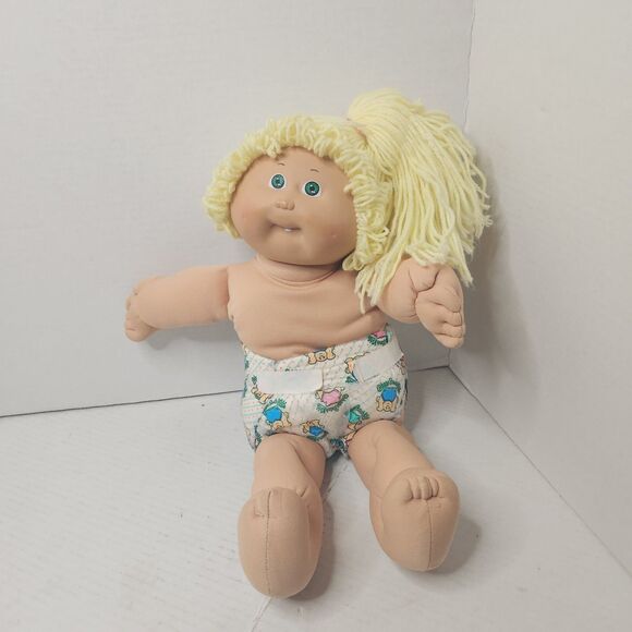 Vintage Cabbage Patch Kids Girl Doll 1978 1983 114 Blonde Hair Green Eyes Tooth - Picture 2 of 16